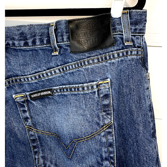 HARLEY DAVIDSON STRAIGHT LEG MEN'S JEANS SIZE 42 X 30 - Picture 3 of 4